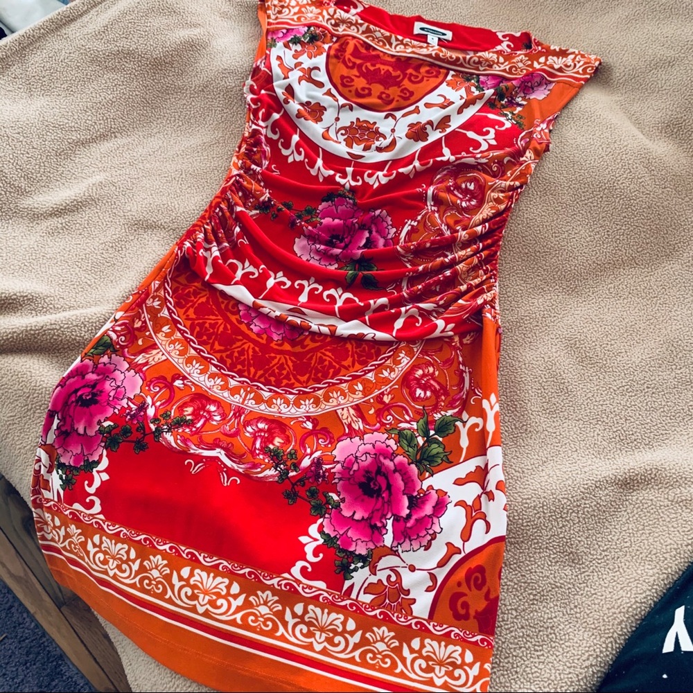 5/$20💛INTERMISSION Floral Red Dress